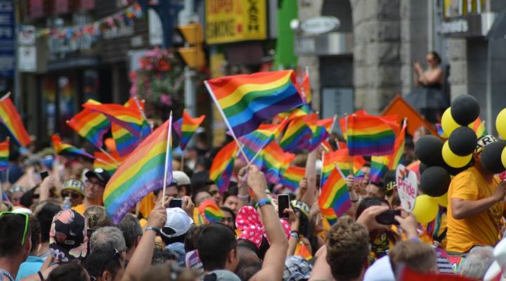 Kaum Gay mendominasi