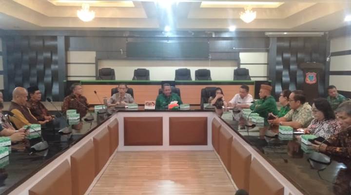 Studi Tiru Kabupaten Gorotnalo