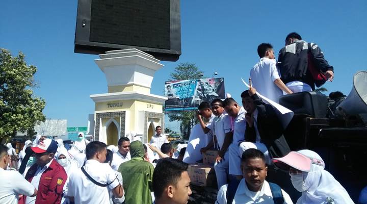 Perawat Turun ke Jalan