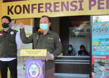 konferensi pers PCR