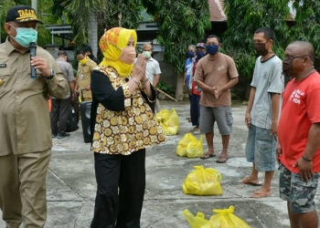 Pembagian Sembako Gorontalo