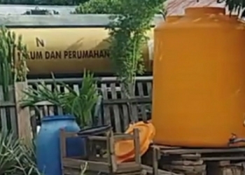 Warga desa dambalo kesulitan air bersih