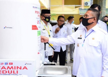 Bantuan wastafel Pertamina untuk Pemkot