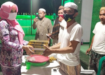 Menyambut Idulfitri, Idriani berbagai bersama masyarakat