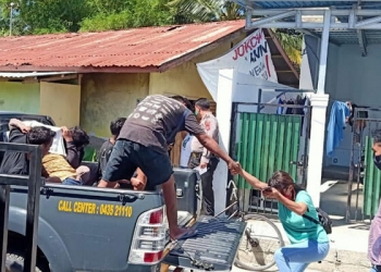 Lima remaja pesta miras