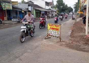 Pelebaran Jalan Gondanglegi Wetan