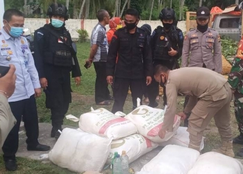 Miras di dalam mobil sayuran