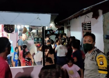 Bubarkan acara ketupat