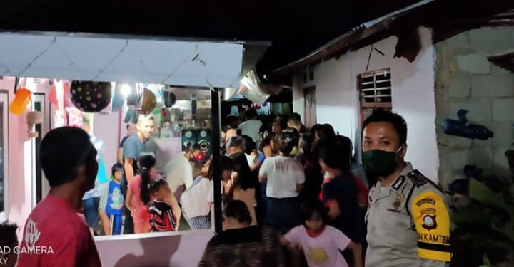 Bubarkan acara ketupat
