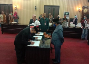 Kabag Protokoler dan Komunikasi