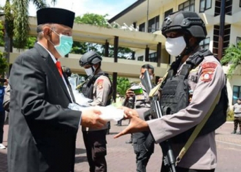 Gubernur ingatkan petugas perbatasan agar hati-hati dan jangan main-main