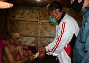 Ridwan Yasin yang Peduli Lansia