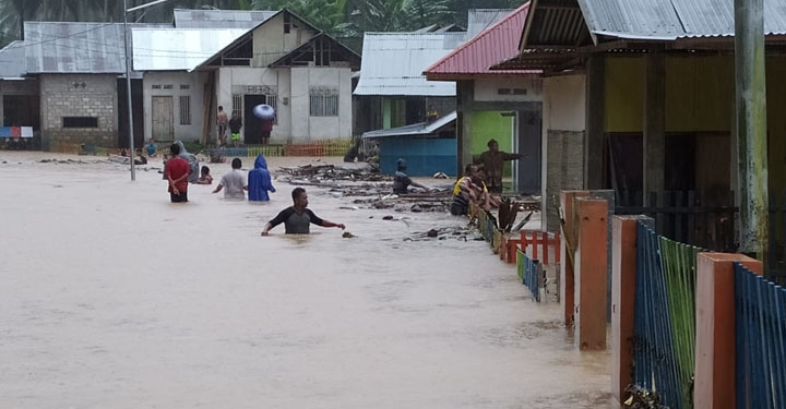 Banjir melanda empat desa di Kecamatan Bone, Bone Bolango