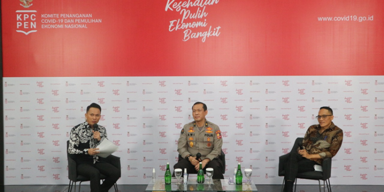 Kepala Biro Penerangan Masyarakat Divisi Humas Kepolisian RI Brigjen Pol. Awi Setiyono pada dialog bertajuk "Operasi Yustisi Dorong Pemulihan Kesehatan dan Percepatan Kebangkitan Ekonomi" di Media Center Komite Penanganan Covid-19 dan Pemulihan Ekonomi Nasional (KPCPEN) Jakarta, Senin (14/9/2020). 
 Foto Istimewa