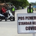 Petugas gabungan saat melakukan penegakan disiplin protokol kesehatan di Desa Pontolo, Kecamatan Kwandang, Kabupaten Gorontalo Utara. (foto.isno/gopos)