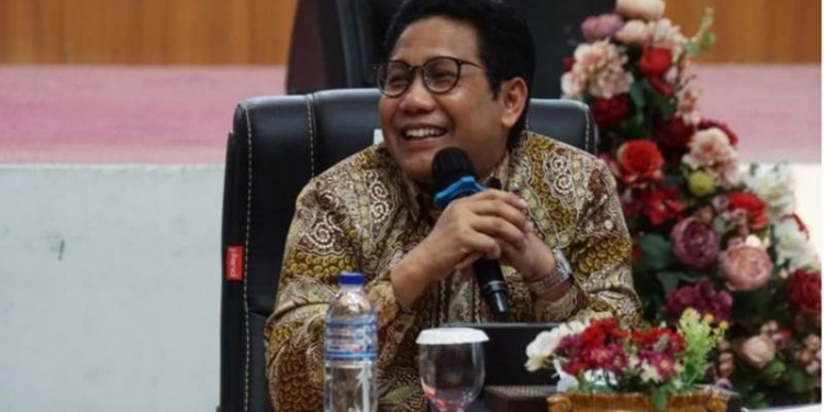 Menteri Desa, Pembangunan Derah Tertinggal dan Transmigrasi (Mendes PDTT) Abdul Halim Iskandar dalam Sosialisasi prioritas penggunaan dana desa tahun 2021 Provinsi Gorontalo, di Hotel Damhil Kota Gorontalo, Jumat (18/09/2020). Foto : Fadly – Humas