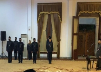 Gubernur Jatim Lantik 6 Penjabat Sementara Wali Kota dan Bupati