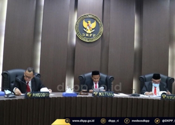 Dewan Kehormatan Penyelenggara Pemilu (DKPP) menggelar sidang dugaan pelanggaran kode etik. (Foto: DKPP)