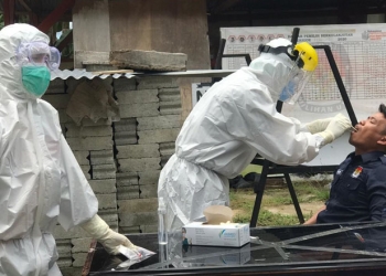 Anggota dan Staf KPU Kabupaten Gorontalo swab test