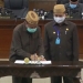 Wagub Idris Rahim (kanan) menyaksikan penandatanganan penetapan Program Pembentukan Perda Tahun 2021 oleh Ketua DPRD Provinsi Gorontalo, Paris R.A Jusuf, pada Rapat Paripurna ke-30, Selasa (15/9/2020). (Foto : Fikri – Humas)