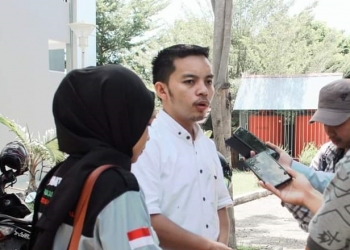 Sidang Darwis Moridu