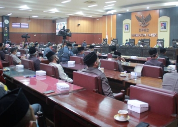 Sidang DPRD Kab Blitar