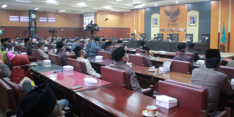 Sidang DPRD Kab Blitar