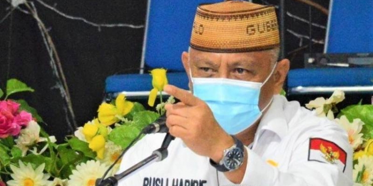 Menolak UU Cipta Kerja