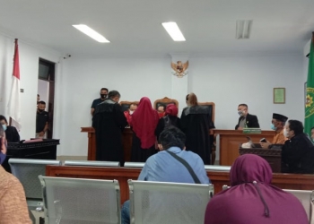 Sidang lanjutan terdakwa Darwis Moridu di Pengadilan Negeri Gorontalo, Selasa (6/10/2020). (ilham/gopos)