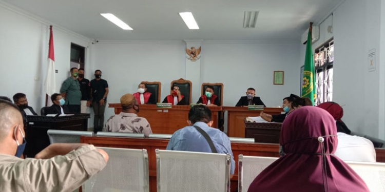Sidang Darwis Moridu: Kakak Awis Beber Dugaan Penganiayaan oleh Terdakwa