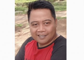 Koordinator badan pekerja Pro-Desa, Achmad Koesairi.