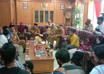 Pertemuan GP Ansor, PMII, IPPNU dan ISNU Boalemo bersama Pemkab Boalemo terkait imbauan Maulid Nabi Muhammad SAW. (Ilham/gopos)