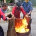 Peserta pelatihan tanggap bencana bersama BPBD Kota Gorontalo, melakukan simulasi tanggap bencana. Foto: Istimewa