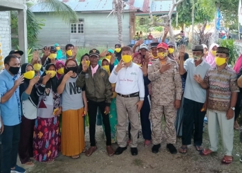 Emak-emak di Wanggarasi bicara soal syaiful mbuinga