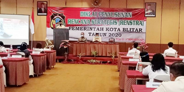Penyusunan restra