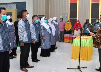 Pelantikan Oleh Idris