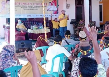 Rusli Habibie saat menghadiri kampanye Pasangan Saipul Mbuinga-Suharsi Igrisa. (muhajir/gopos)