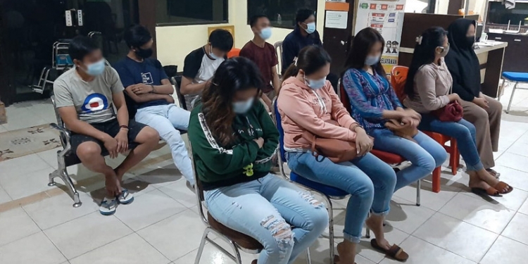 Lima pasangan di luar nikah diamankan petugas