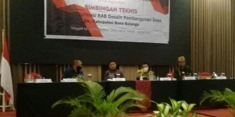 Pembukaan pelatihan Informasi RAB untuk meningkatkan kinerja Desa. Foto: Indra/gopos.