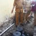 Asisten Perekonomian dan Pembangunan, Laida M Ali saat menghadiri Peletakkan batu pertama pembangunan sanitasi pemukiman layak dan tangki septik skala individual. Foto: Istimewa.