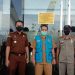 Tim Badan Keuangan Kota Gorontal bersama Kejaksaan Negeri Kota Gorontalo dan Satuan Polisi Pamong Praja, saat melakukan penyegelan di Hotel Aston Gorontalo. Foto: Aldy/gopos.