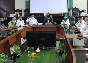 a Rapat persiapan pemilihan kepala desa kabupaten Gorontalo serentak tahun 2021.(Putra/Gopos).