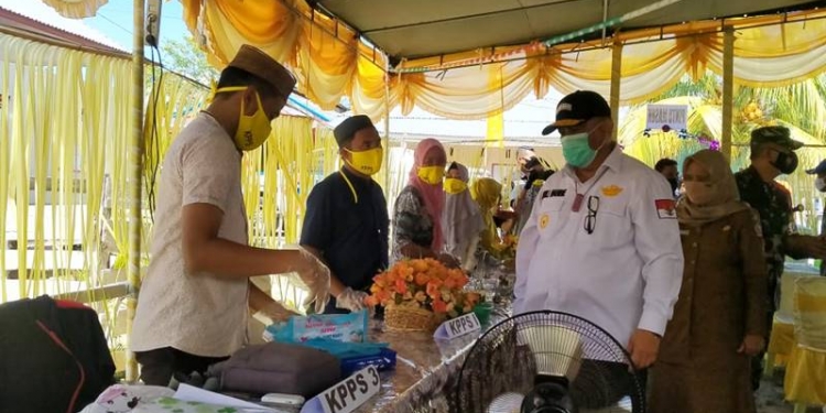 Rusli Habibie meninjau kesiapan TPS