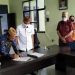 Anggota DPRD Provinsi Gorontalo, Adnan Entengo bersama Rektor UNU Gorontalo, Ridwan Tohopi menandatangani MoU antara DPRD Provinsi Gorontalo bersama UNU Goronntalo, Rabu (9/12/2020). (foto: istimewa)
