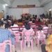 Jemaat Gereja GPDI Bethel Desa Londoun, Kecamatan Popayato Timur, Kabupaten Pohuwato menggelar ibadah Natal dengan menerapkan protokol kesehatan, Jumat (25/12/2020). (Foto/ramlan gopos).
