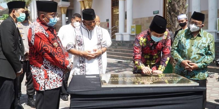 Peletakkan Batu pertama