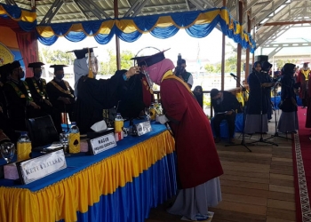 UBM Wisudawan