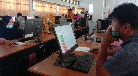 Sebanyak 106 ASN di Lingkungan Kota Gorontalo mengikuti ujian kenaikan pangkat dan penyesuaian Ijazah. Foto: Aldy/gopos.