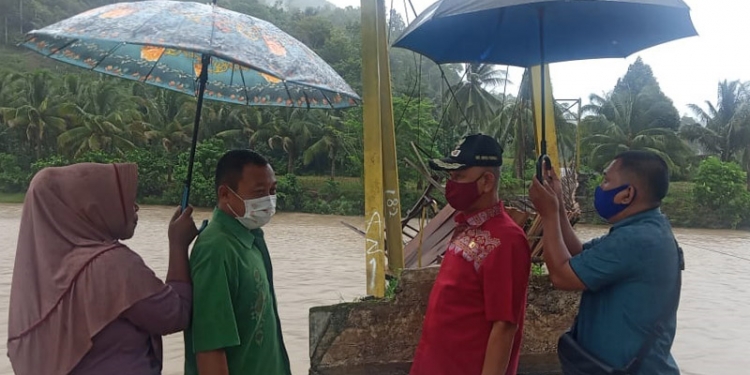 Jembatan lembah permai
