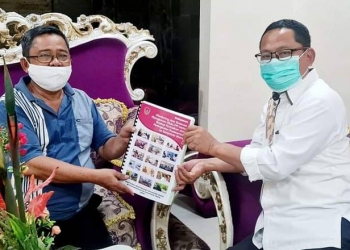 Bupati Gorut, Indra Yasin dan Wakil Bupati Gorut, Thariq Modanggu.(foto.istimewa)